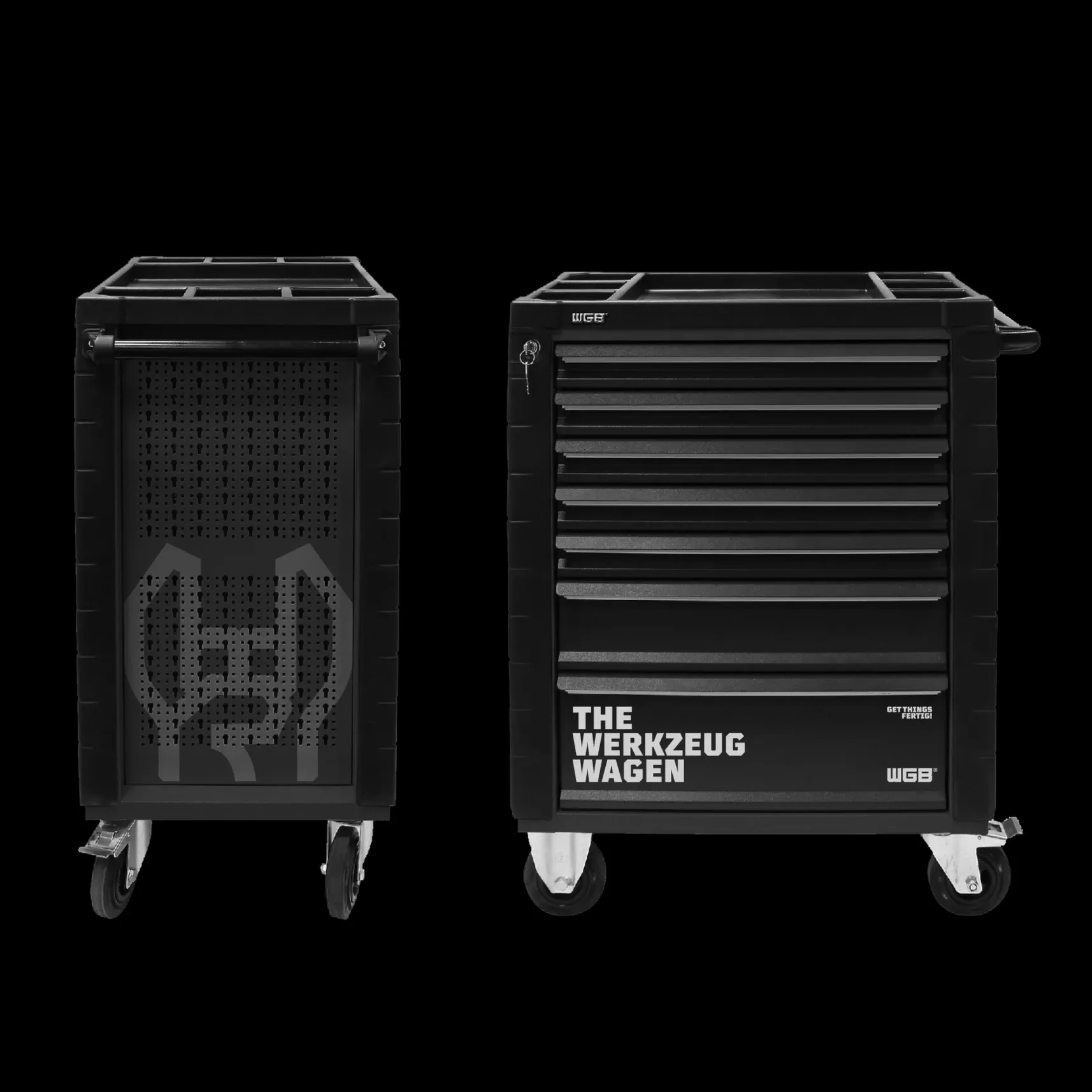 Zwei schwarze Werkzeugwagen auf Rollen, einer frontal mit mehreren Schubladen und dem Schriftzug „THE WERKZEUG WAGEN“, der andere seitlich mit Lochblech